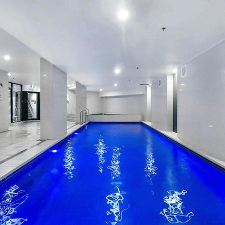 Modern 2 Bedroom Apartment In Sierra Grand - Coasthm Gold Coast Exterior photo